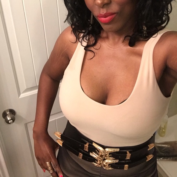 Women's Mesh Solid Sleeveless Ruched Jumpsuit - Picture 6 of 7